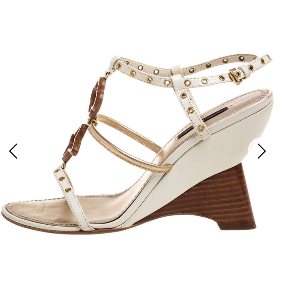 Louis Vuitton Gold & White Vintage T-Strap - Picture 4 of 7